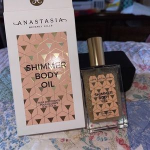 Anastasia Beverly Hills Shimmer Body Oil